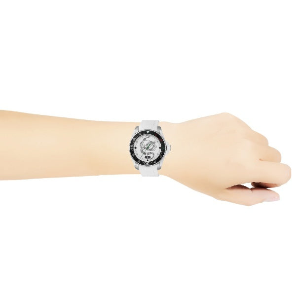 Gucci Dive Quartz White Dial White Rubber Strap Watch For Men - YA136330 Buy Now By Gucci