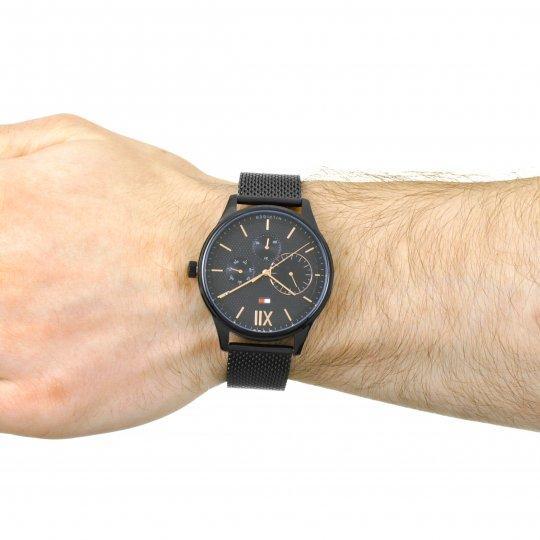 Tommy Hilfiger Damon Quartz Black Dial Black Mesh Bracelet Watch for Men - 1791420