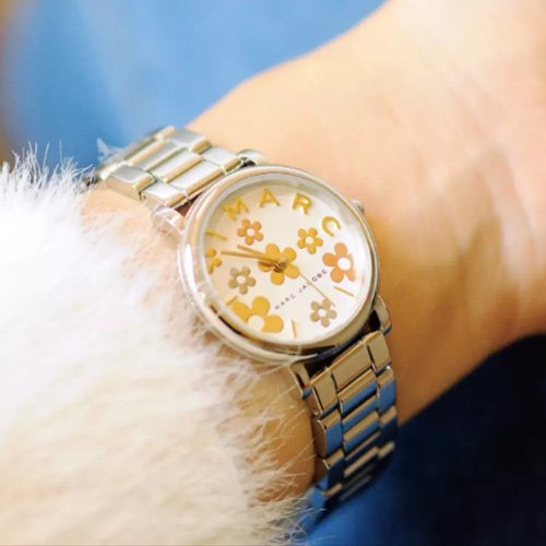 Marc Jacobs Classic White Dial Silver Steel Strap Watch for Women - MJ3581 Buy Now By Marc Jacobs