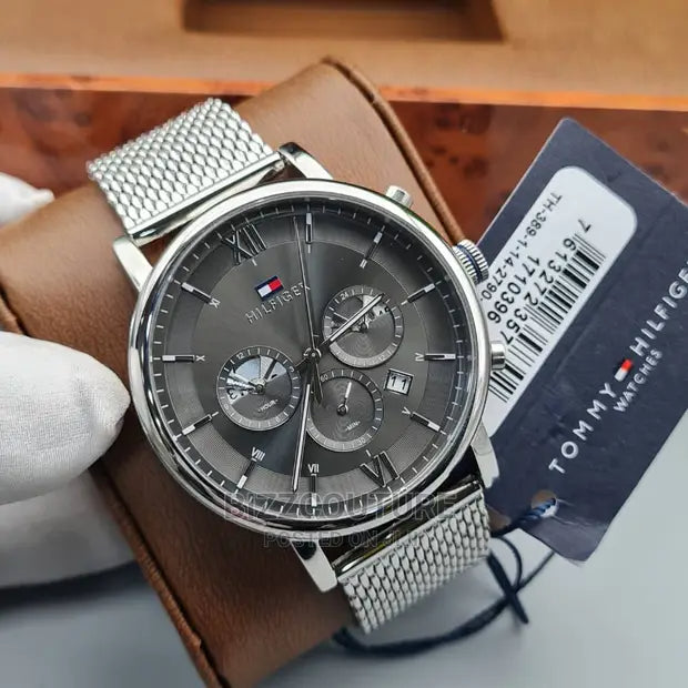 Tommy Hilfiger Evan Grey Dial Silver Mesh Bracelet Watch for Men - 1710396 Buy Now By Tommy Hilfiger
