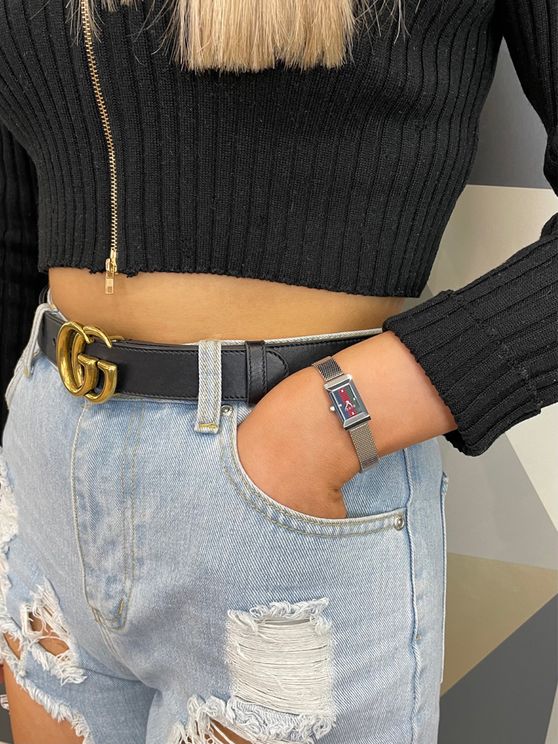 Gucci G Frame Quartz Diamonds Green & Red Mother of Pearl Dial Silver Mesh Bracelet Watch For Women - YA147510 Buy Now By Gucci