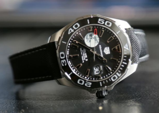 Tag Heuer Aquaracer Black Moon Dial Watch for Men - WAY201J.FC6370