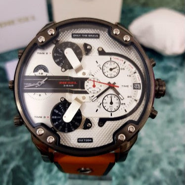 Diesel Mr. Daddy 2.0 Chronograph Silver Dial Brown Leather Strap Watch For Men - DZ7394 Buy Now By Diesel