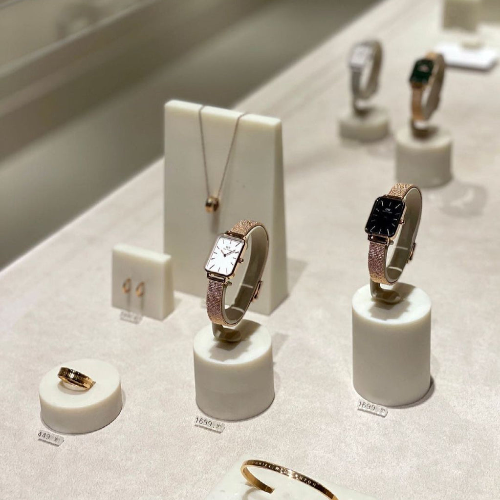 Daniel Wellington Quadro White Dial Black Leather Strap Watch For Women - DW00100434 Buy Now By Daniel Wellington