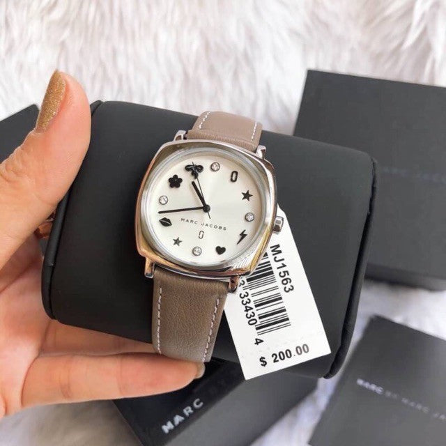 Marc Jacobs Mandy Silver Dial Brown Leather Strap Watch for Women - MJ1563 Buy Now By Marc Jacobs