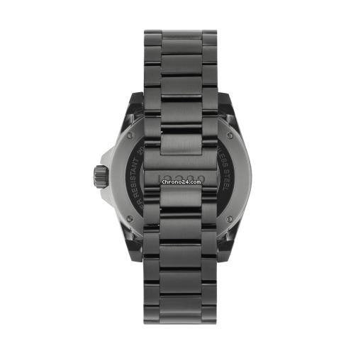 Gucci Dive Quartz Black Dial Black Steel Strap Watch For Men - YA136205 Buy Now By Gucci