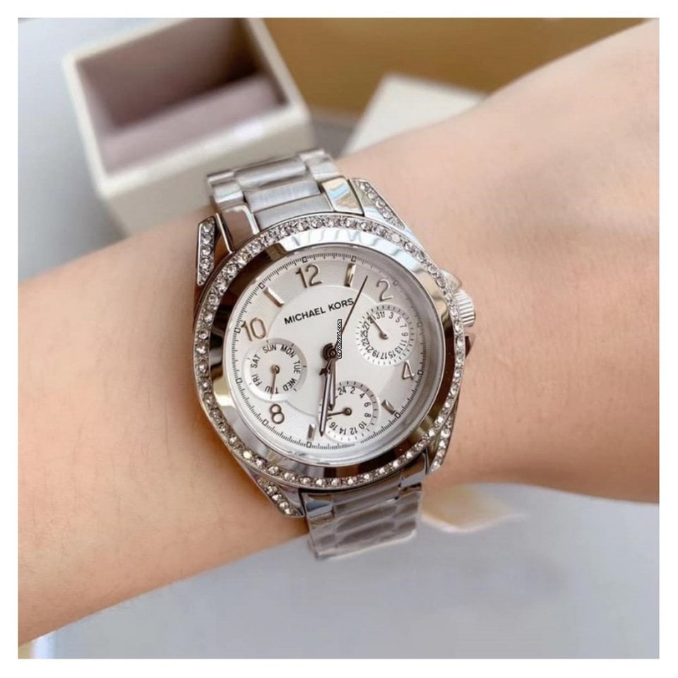 Michael Kors Blair Silver Dial SIlver Steel Strap Watch for Women - MK5612 Buy Now By Michael Kors