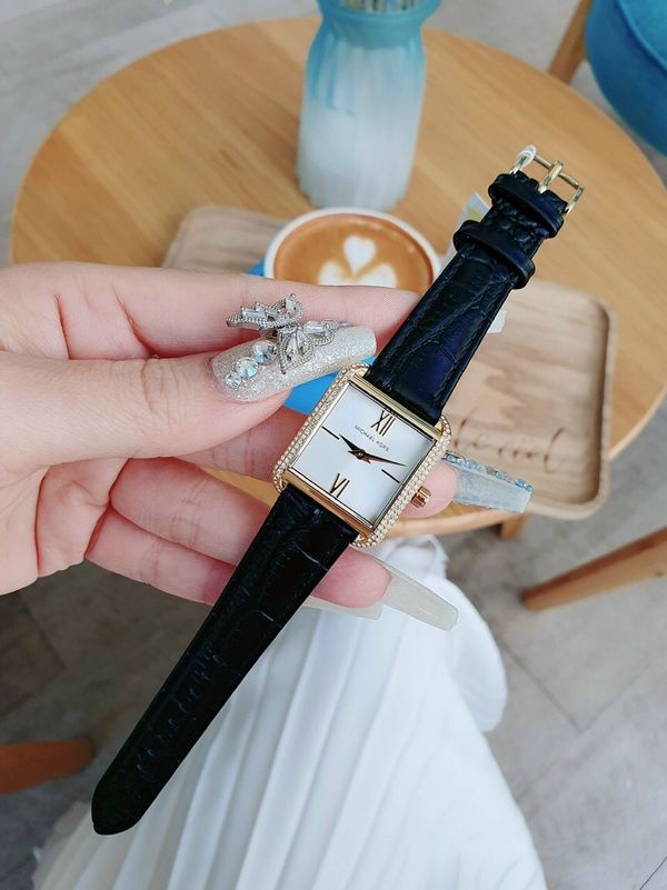 Michael Kors Lake Quartz White Dial Black Leather Strap Watch For Women - MK2762 Buy Now By Michael Kors