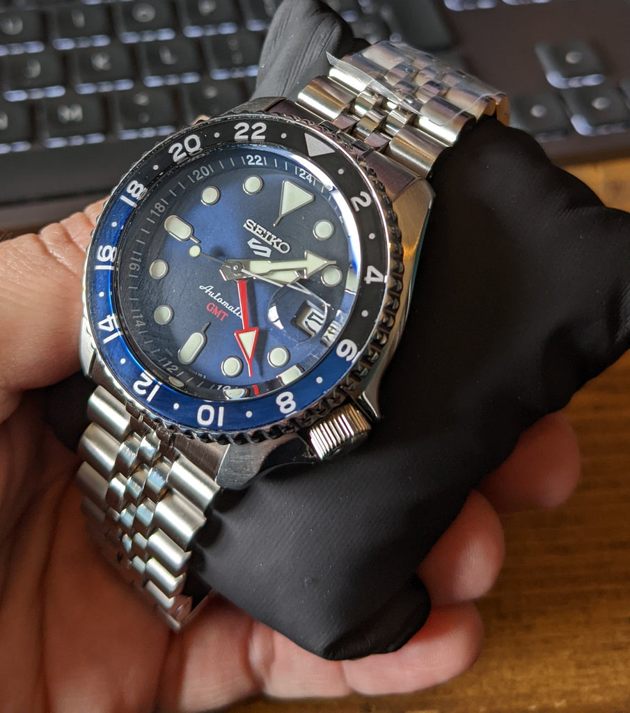 Seiko 5 Sports GMT SKX Automatic Blueberry Dial Silver Steel Strap Watch For Men - SSK003K1 Buy Now By Seiko