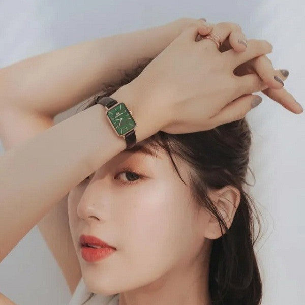 Daniel Wellington Quadro Pressed Sheffield Green Dial Black Leather Strap Watch For Women - DW00100439