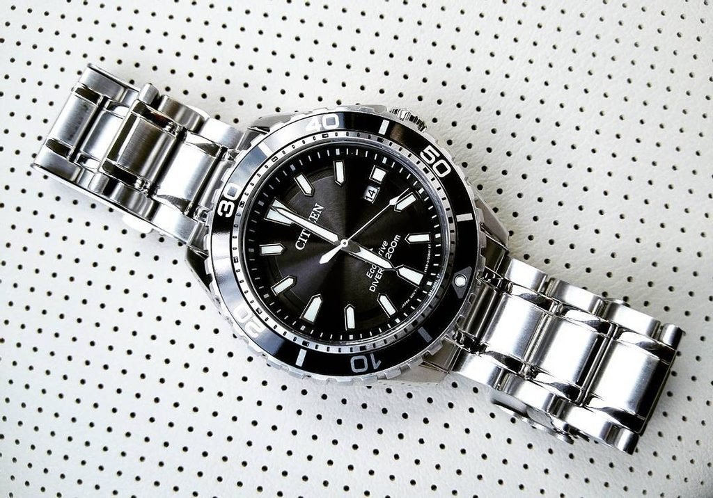 Citizen Promaster Diver Chronograph Black Dial Silver Steel Strap Watch For Men - BN0190-82E Buy Now By Citizen