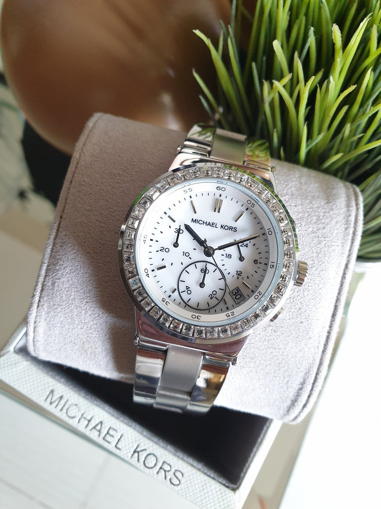 Michael Kors Dylan Silver Dial Silver Steel Strap Watch for Women - MK5585 Buy Now By Michael Kors