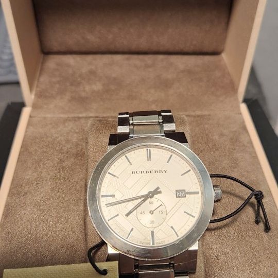 Burberry The City Silver Dial Silver Steel Strap Watch for Men - BU9900 Buy Now By Burberry