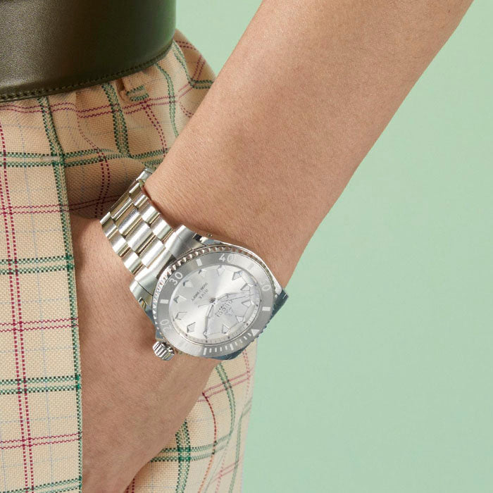 Gucci Dive Automatic Silver Dial Silver Steel Strap Watch for Men - YA136354 Buy Now By Gucci