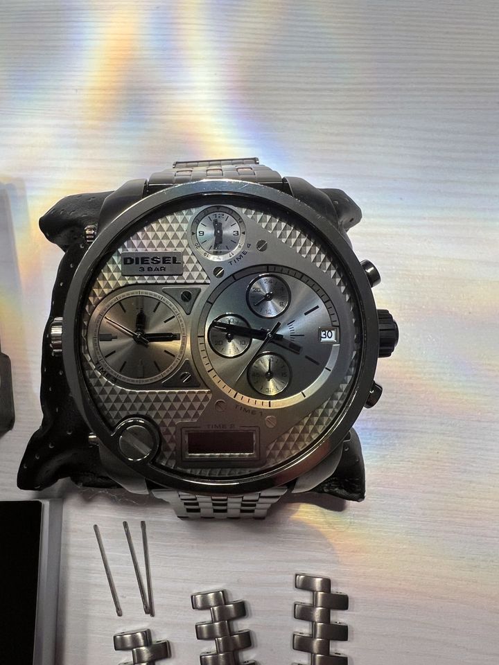 Diesel Mr Daddy 1.0 Gray Dial Gray Stainless Steel Watch For Men - DZ7247 Buy Now By Diesel