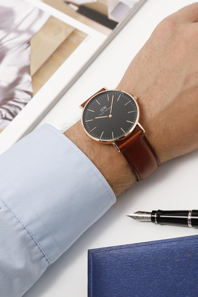 Daniel Wellington Classic St Mawes Black Dial Brown Leather Strap Watch For Men - DW00100124