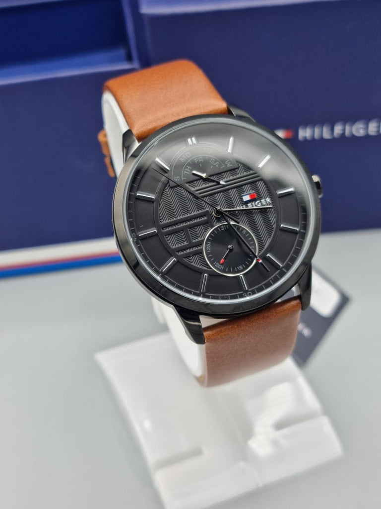 Tommy Hilfiger Hunter Black Dial Brown Leather Strap Watch for Men - 1791604 Buy Now By Tommy Hilfiger