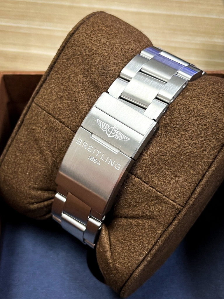 Breitling Avenger Automatic 45mm Seawolf Yellow Dial Silver Steel Strap Strap Watch for Men - A17319101/1A1 Buy Now By Breitling