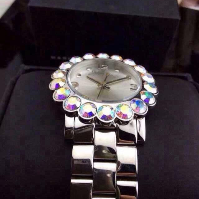 Marc Jacobs Amy Silver Dial Silver Steel Strap Watch for Women - MBM3222 Buy Now By Marc Jacobs