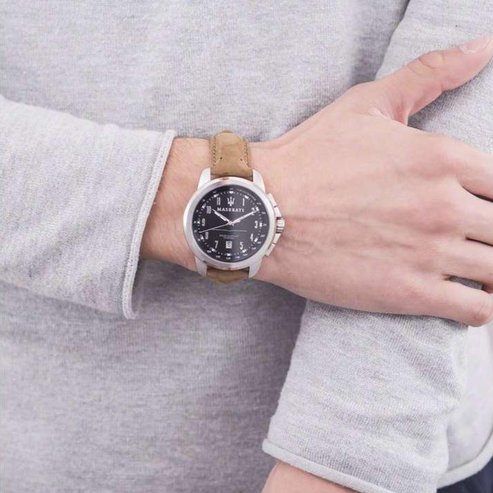 Maserati Successo Black Dial Beige Leather Strap Watch For Men - R8851121004 Buy Now By Maserati