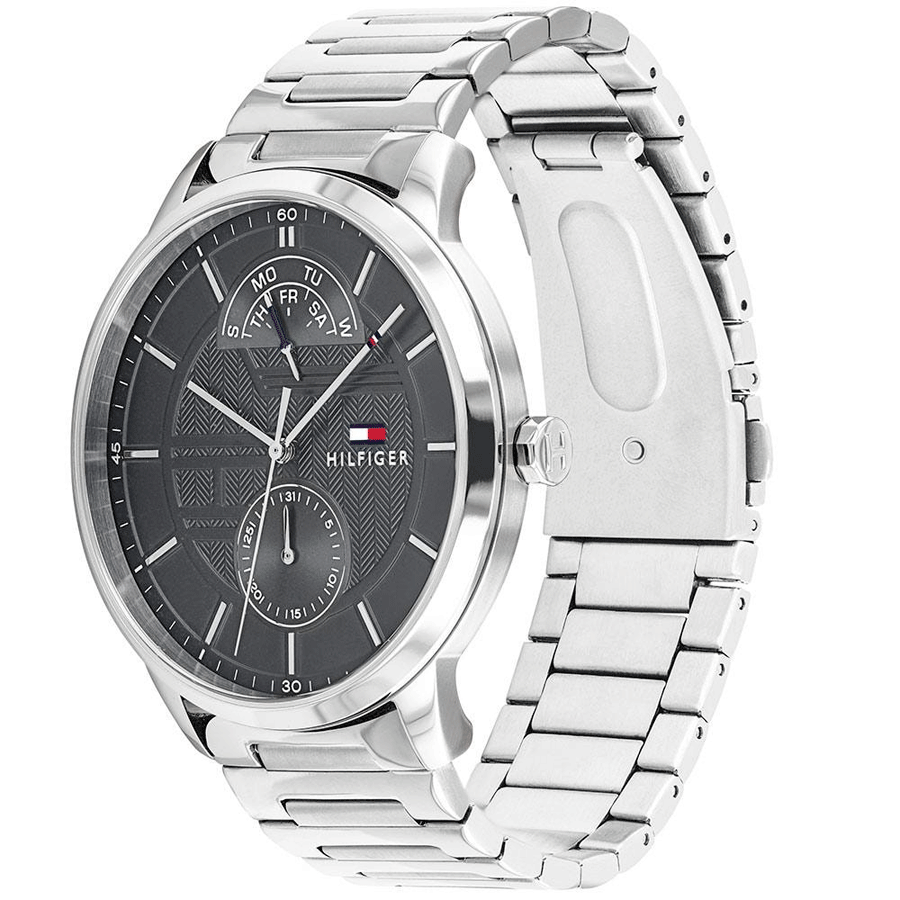 Tommy Hilfiger Hunter Grey Dial Silver Steel Strap Watch for Men - 1791608 Buy Now By Tommy Hilfiger