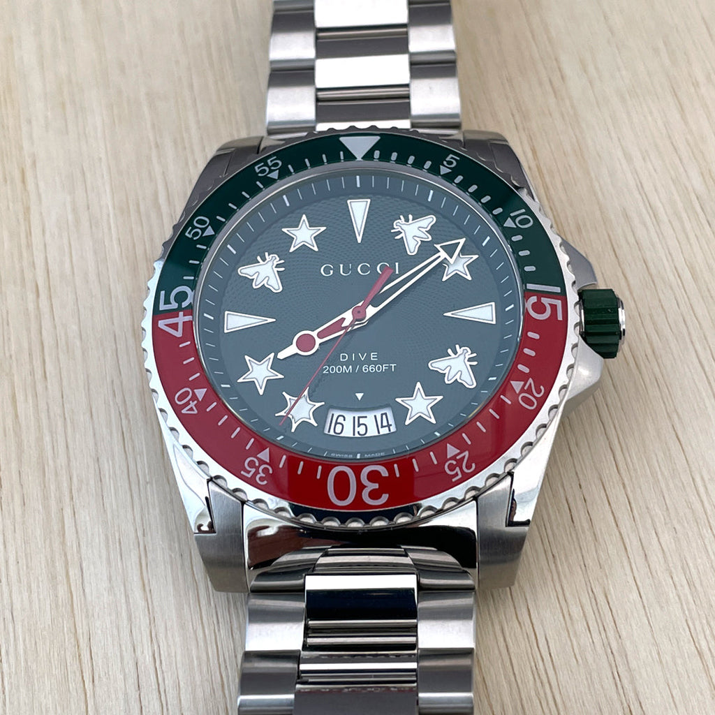 Gucci Dive Quartz Green Dial Silver Steel Strap Watch For Men - YA136222 Buy Now By Gucci