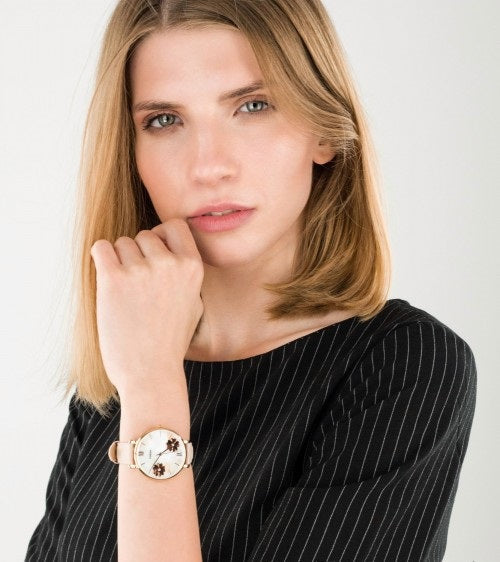 Fossil Jacqueline Three Hand Mother of Pearl Dial Pink Leather Strap Watch for Women - ES4671 Buy Now By Fossil