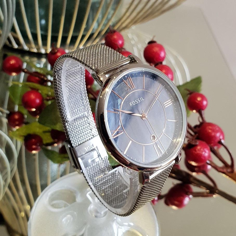 Fossil Jacqueline Mother of Pearl Blue Dial Silver Mesh Strap Watch for Women - ES4322 Buy Now By Fossil
