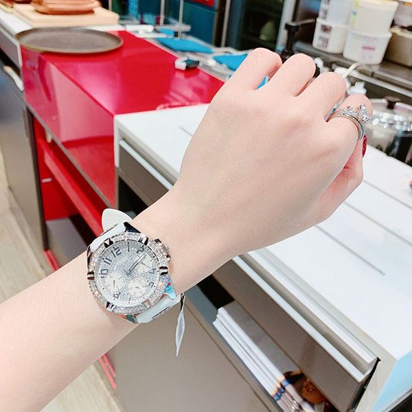 Guess Frontier Diamonds Silver Dial White Rubber Strap Watch For Women - W1160L4 Buy Now By Guess