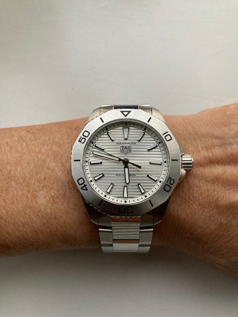 Tag Heuer Aquaracer Professional 200 Quartz Silver Dial Silver Steel Strap Watch for Men - WBP1111.BA0627 Buy Now By Tag Heuer