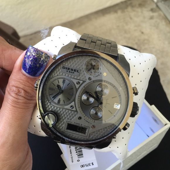 Diesel Mr Daddy 1.0 Gray Dial Gray Stainless Steel Watch For Men - DZ7247 Buy Now By Diesel