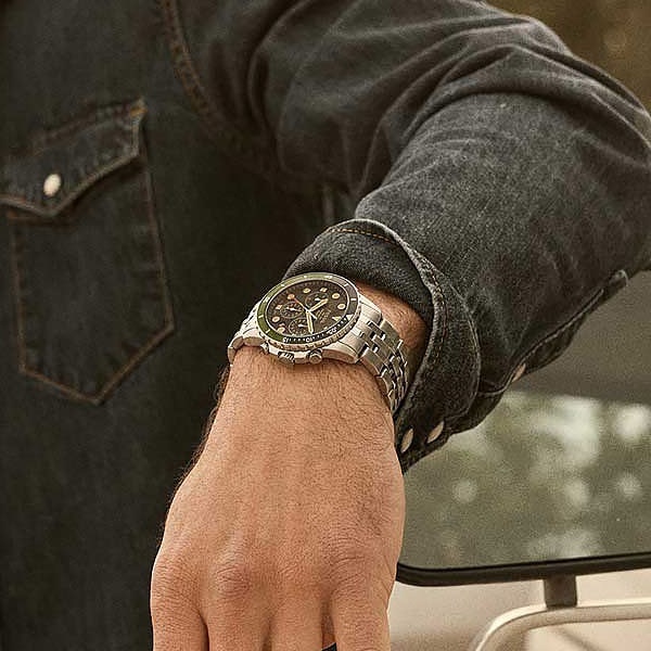 Fossil FB-01 Chronograph Black Dial Silver Steel Strap Watch for Men - FS5864 Buy Now By Fossil