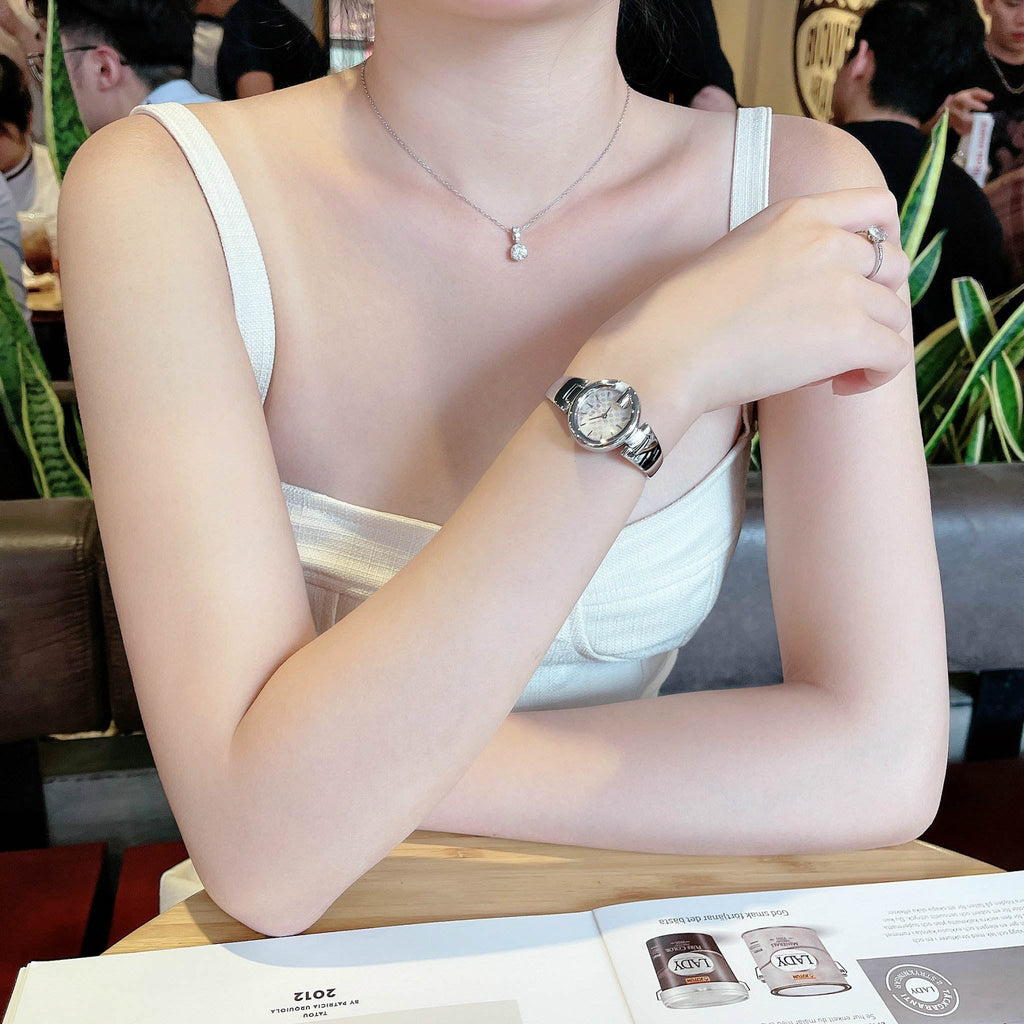 Gucci Guccissima Quartz Silver Dial Silver Steel Strap Watch For Women - YA134511 Buy Now By Gucci