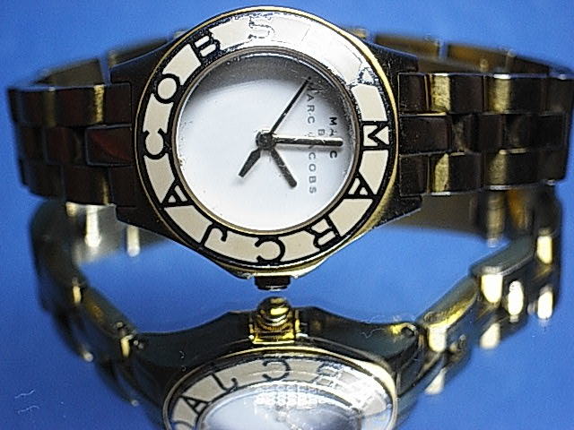 Marc Jacobs Amy White Dial Gold Steel Strap Watch for Women - MBM3051 Buy Now By Marc Jacobs