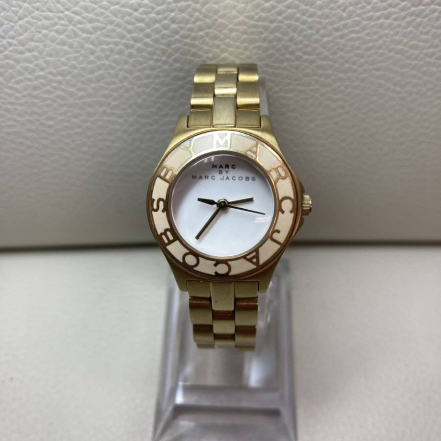 Marc Jacobs Amy White Dial Gold Steel Strap Watch for Women - MBM3051 Buy Now By Marc Jacobs