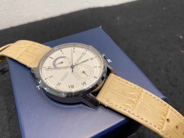 Tommy Hilfiger Kane White Dial Beige Leather Strap Watch for Men - 1710399 Buy Now By Tommy Hilfiger