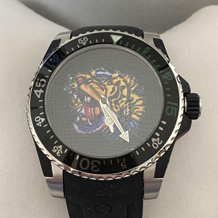 Gucci Dive Tiger Black Dial Black Rubber Strap Watch For Men - YA136318 Buy Now By Gucci