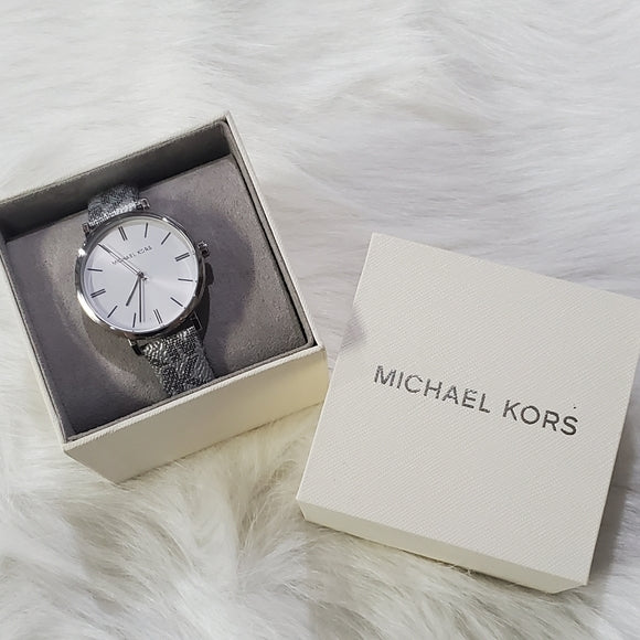 Michael Kors Addyson Quartz White Dial Gray Leather Strap Watch for Women - MK2951 Buy Now By Michael Kors