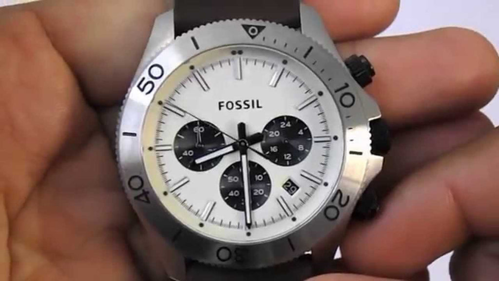 Fossil Retro Traveler Chronograph White Dial Brown Leather Strap Watch for Men - CH2886 Buy Now By Fossil