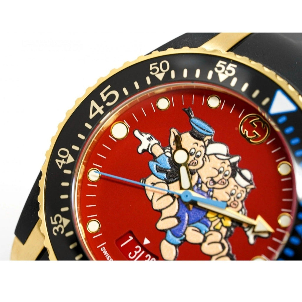 Gucci Dive Quartz Red Dial Black Rubber Strap Watch For Men - YA136325 Buy Now By Gucci