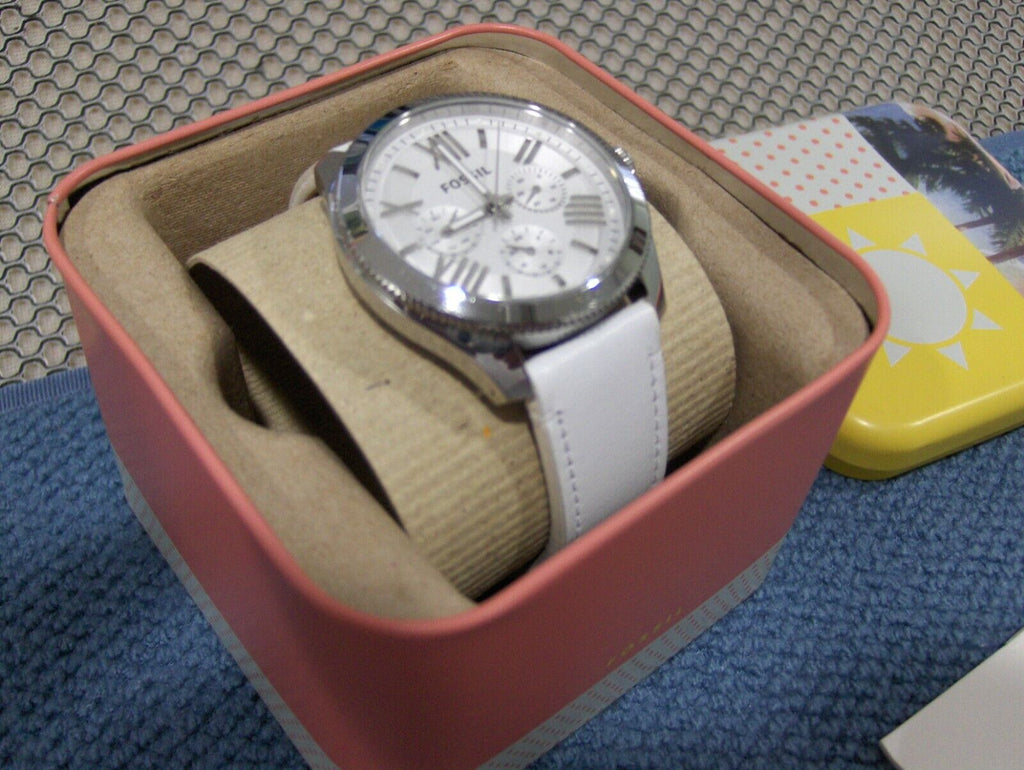 Fossil Cecile White Dial White Leather Strap Watch for Women - AM4484 Buy Now By Fossil