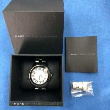 Marc Jacobs Rivera White Dial Silver Steel Strap Watch for Women - MBM3136 Buy Now By Marc Jacobs