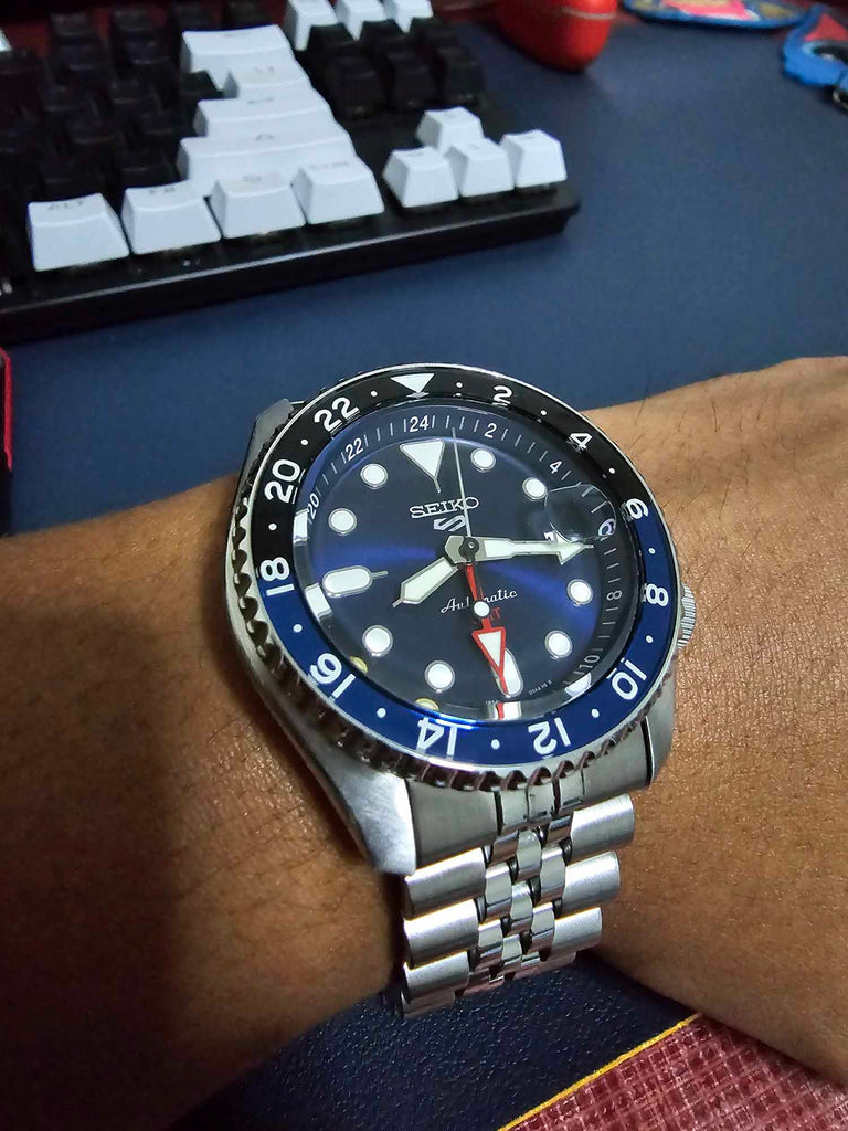 Seiko 5 Sports GMT SKX Automatic Blueberry Dial Silver Steel Strap Watch For Men - SSK003K1 Buy Now By Seiko