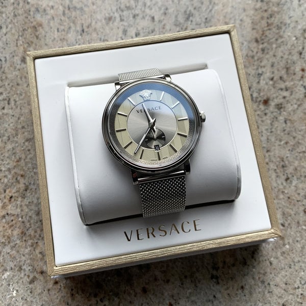 Versace V-Circle Silver Dial Silver Mesh Bracelet Watch for Men - VBQ060017 Buy Now By Versace