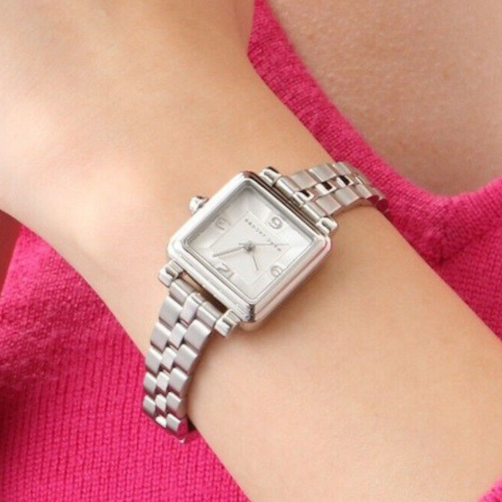 Marc Jacobs Vic Silver Dial Silver Steel Strap Watch for Women - MJ3529 Buy Now By Marc Jacobs