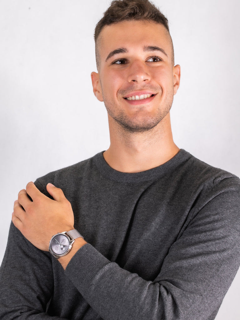 Tommy Hilfiger Chase Quartz Grey Dial Silver Mesh Bracelet Watch For Men - 1791484 Buy Now By Tommy Hilfiger