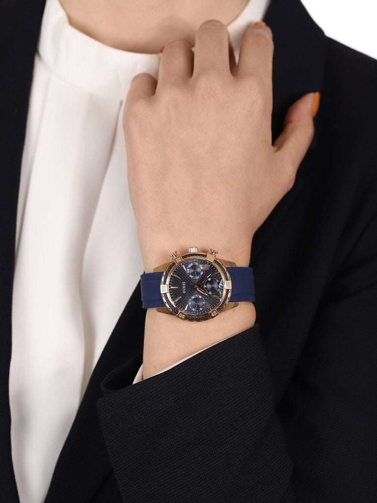 Guess Analog Quartz Blue Dial Blue Rubber Strap Watch For Women - W0562L3 Buy Now By Guess